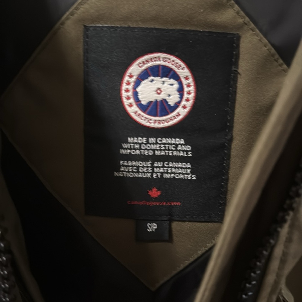 Canada Goose Parka in great condition - Picture 2 of 5